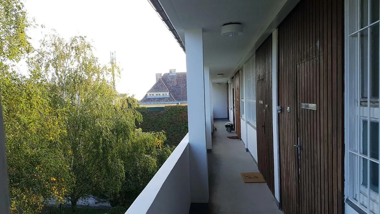 Gem Of Midcentury Design Apartamento Viena