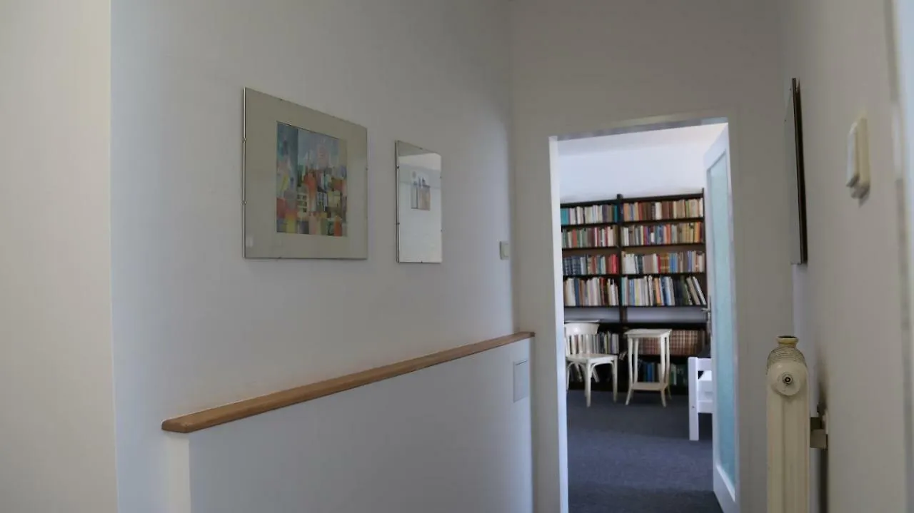 Gem Of Midcentury Design Apartamento Viena
