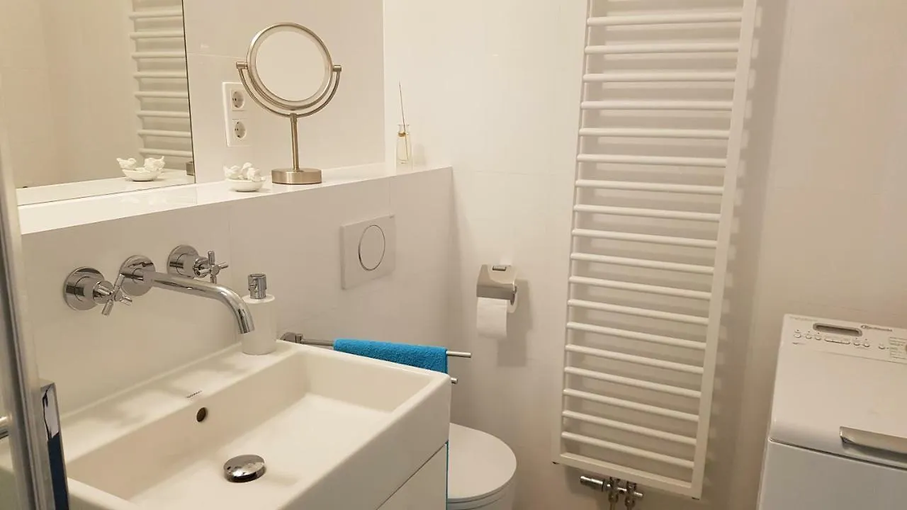 Gem Of Midcentury Design Apartamento Viena