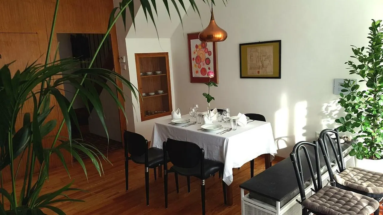 Gem Of Midcentury Design Apartamento Viena